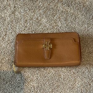 Tory Burch Tan Leather Wallet with Gold Accent